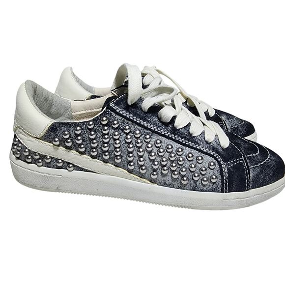 DOLCE VITA EUC WOMENS SZ 7 NINO STUD SNEAKER SHOES - Picture 1 of 13